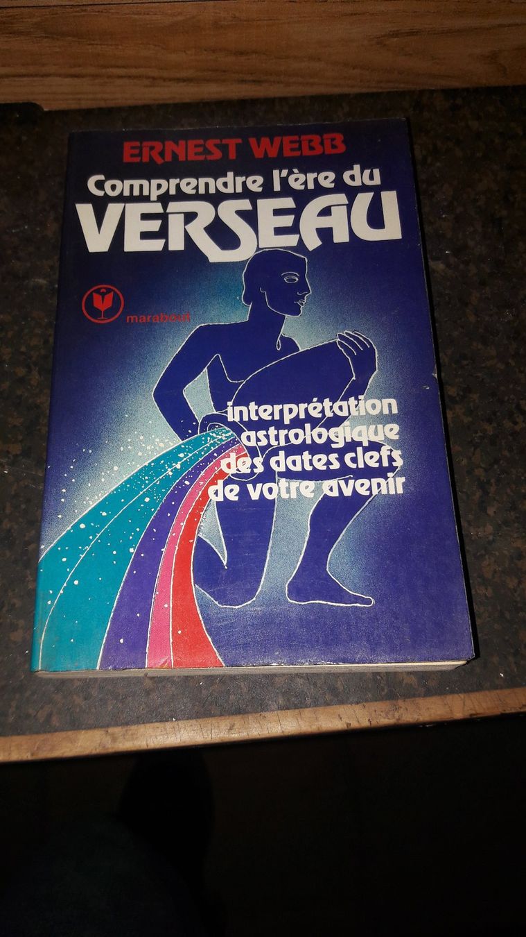 Bücher: Comprendre l'ère du Verseau  Ernest Webb – Gebraucht aus Laufen von Mann455