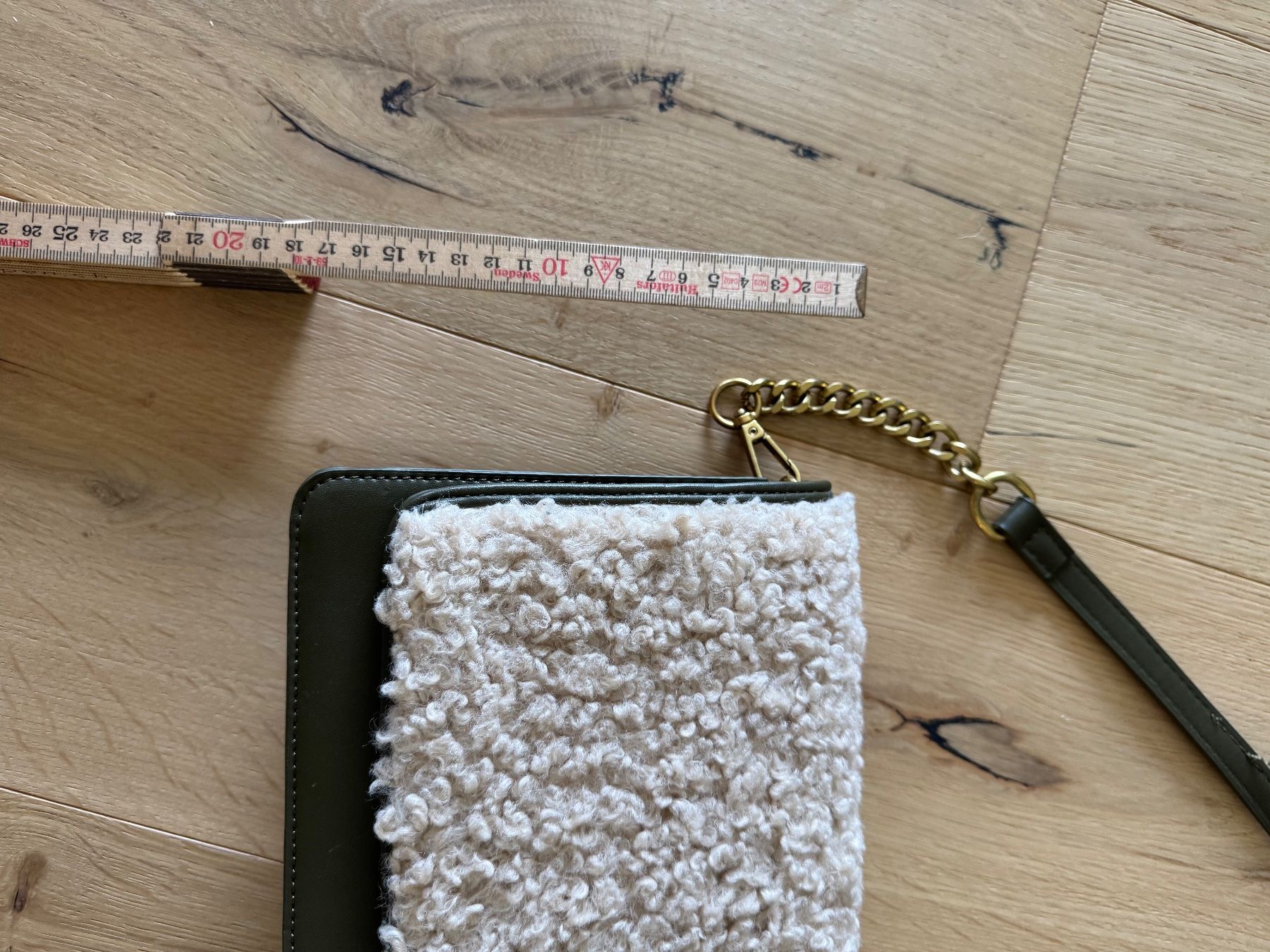 Borse da donna: Olive Grüne Handtasche mit Teddyfell – Usato da Aettenschwil venduto da SaFa24 3