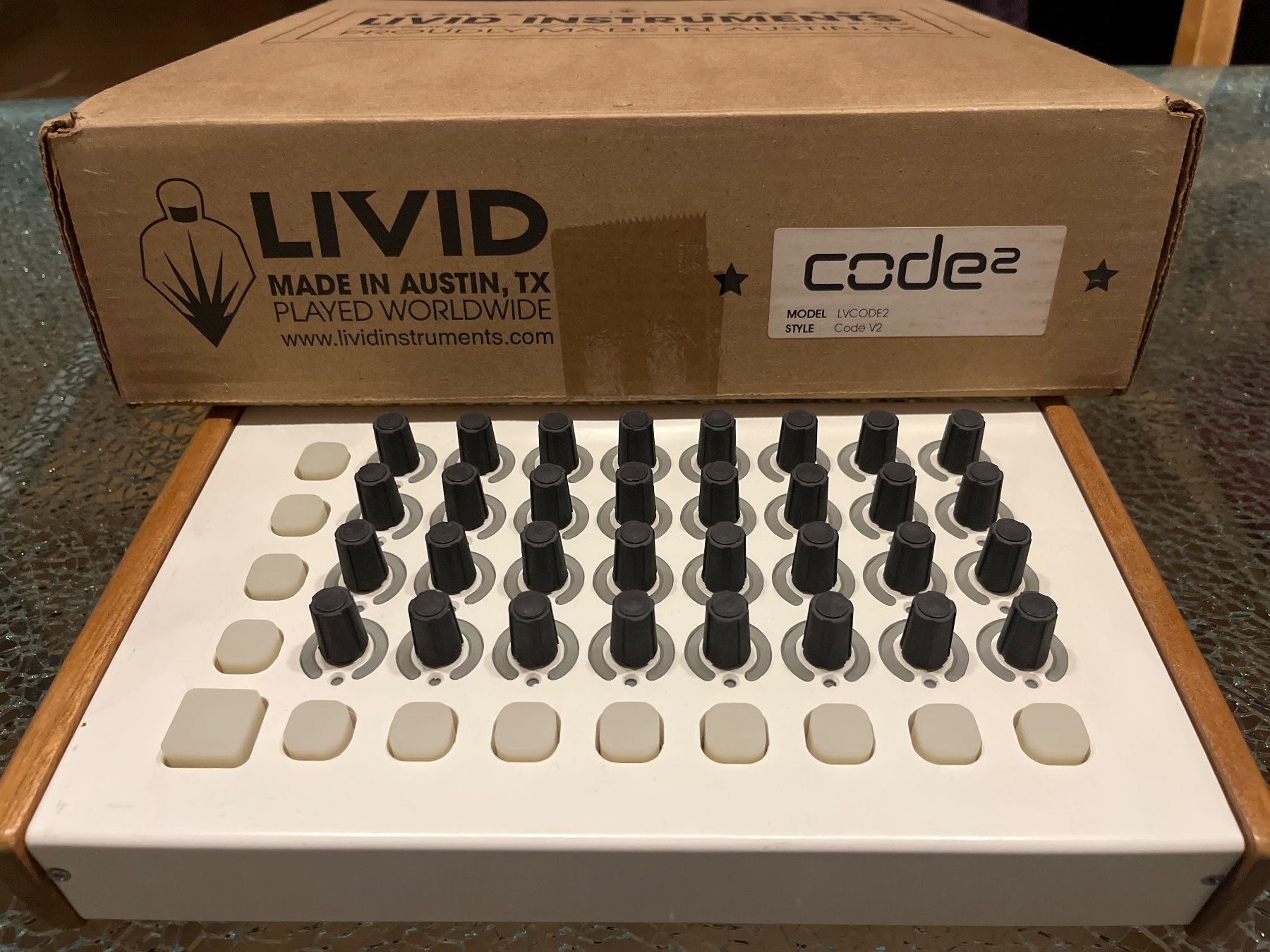 Strumenti musicali: Livid Code V2 MIDI Controller - Top Zustand, wenig gebraucht – Usato da Bannwil venduto da edee001 1
