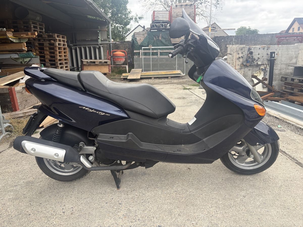 Yamaha Scooter: Yamaha Majesty 125 – Usato da Aumont venduto da lio_q7l5 1