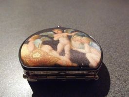Spiegel in einem Etui, Engel