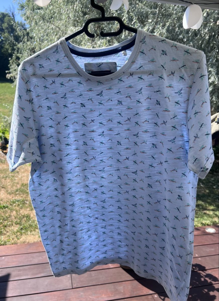 T-shirts: T-shirt SFERA taille M – Neuf (Voir description) à Servion par sap_w8wg