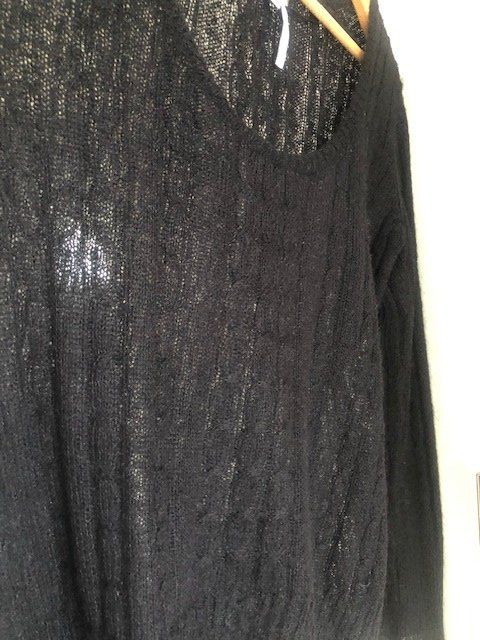 Esprit Maglioni & Felpe: Federleichter schwarzer Pulli, Esprit, L, leicht transparent – Usato da Hünenberg See venduto da dustein 5