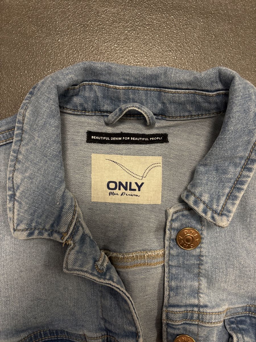 Only Giacche: ONLY Jeansjacke 38 – Usato da Rümlang venduto da svent 3