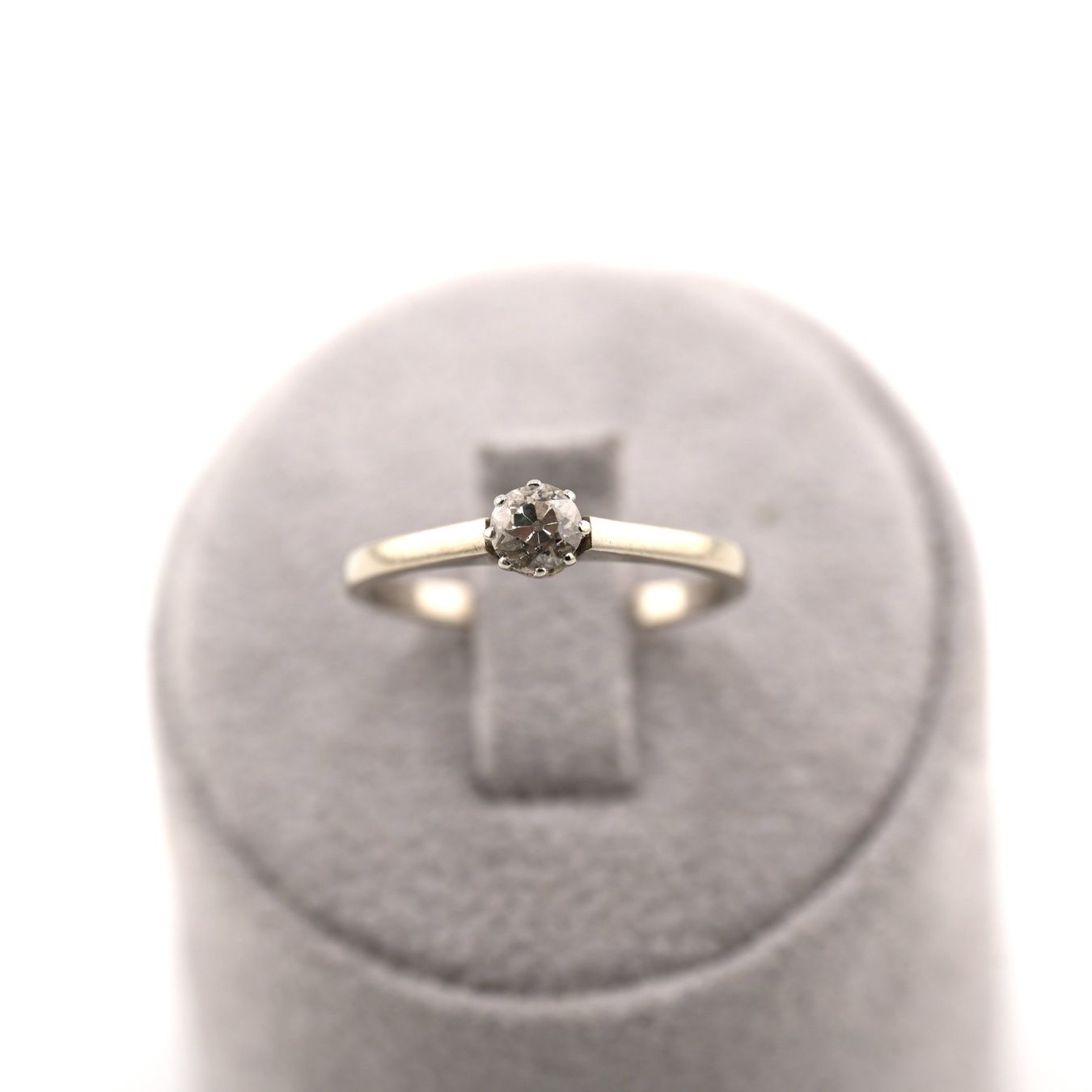Ringe: Solitärring Weissgold 18K – Gebraucht aus Basel von Vip24