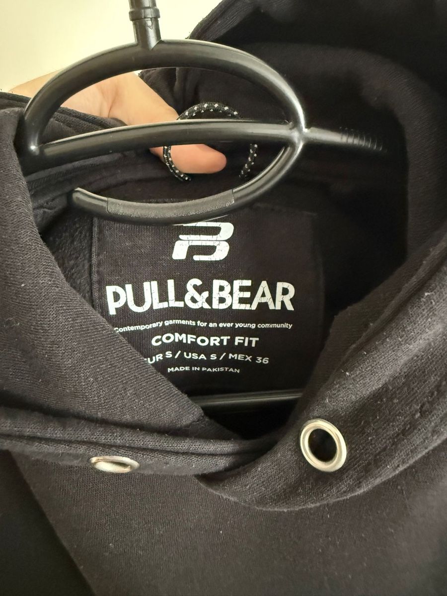 Pull&Bear Maglioni & Felpe: Pull&Bear Hoodie, Schwarz, Grösse S - Super Zustand! – Nuovo (secondo la descrizione) da Dintikon venduto da 2ndhandcloset 1