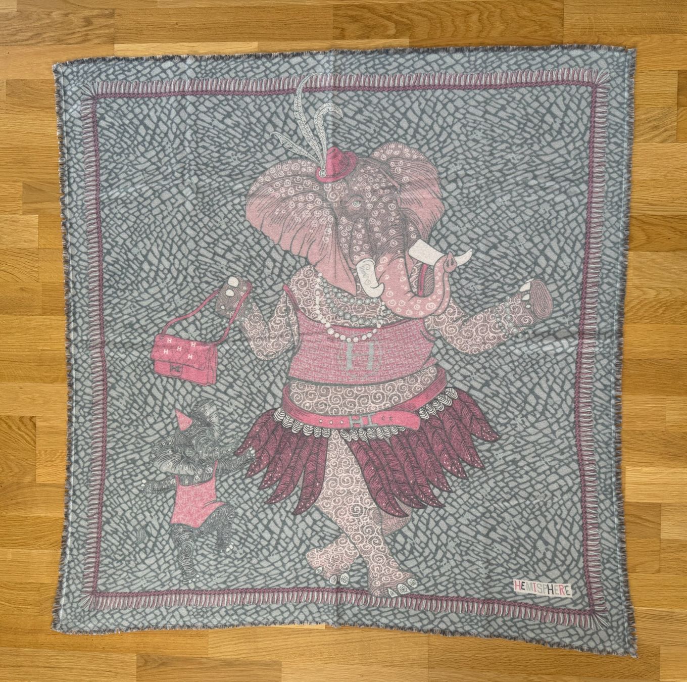 Hemisphere Foulards, Tücher & Schals: Hemisphere Schal, Cashmere? – Gebraucht aus Zuerich von muzuto