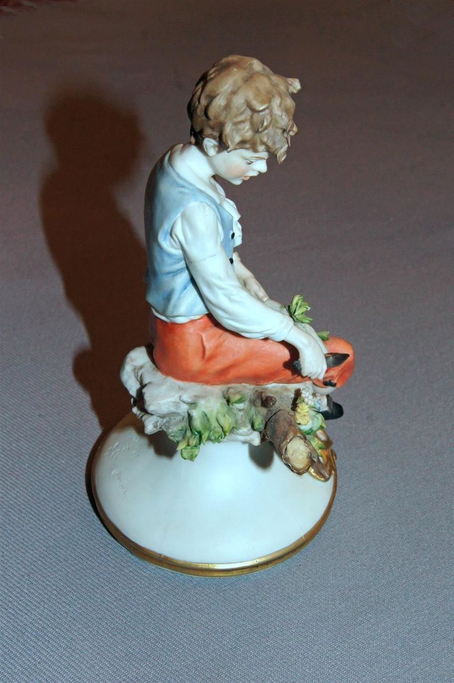 Statuette: Junge schneidet Stecken überm Knie – Usato da Geroldswil venduto da ARTEFACTO 8