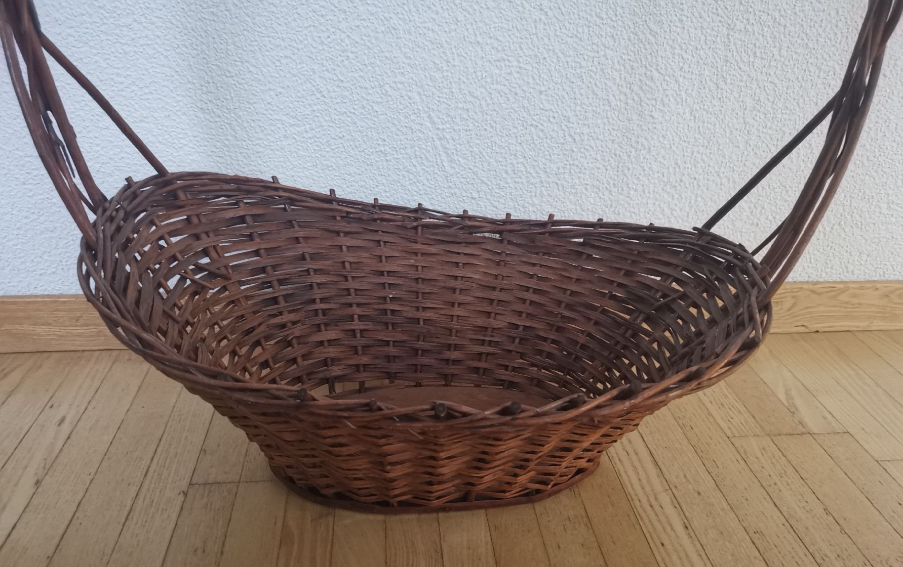 Altro per la casa: Geflochtener Korb mit grossem Henkel – Usato da Luzern venduto da Sezz 1