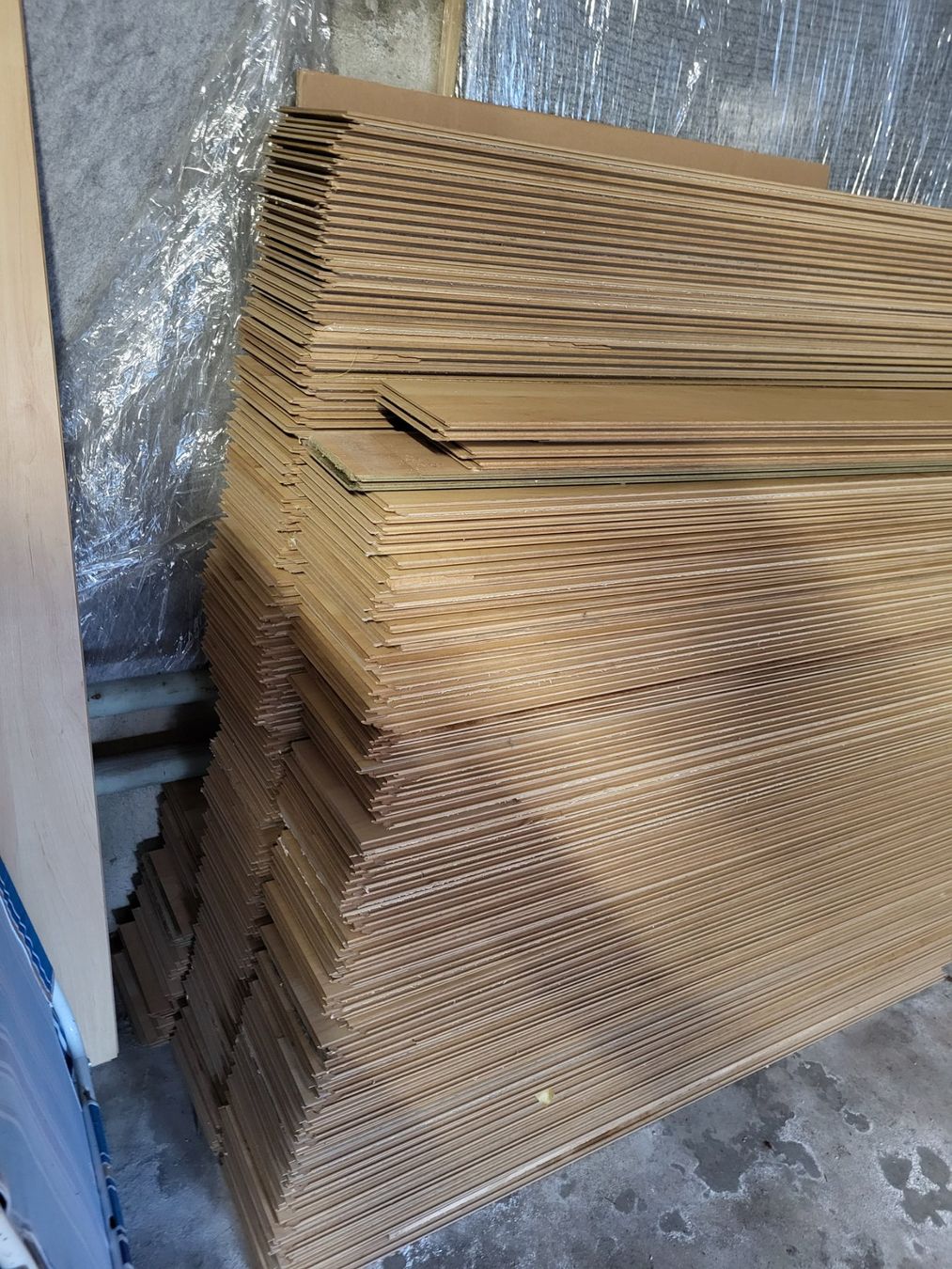 Holzartikel: Holzlaminat Eiche ca.100 m2 – Gebraucht aus Baden von kani02