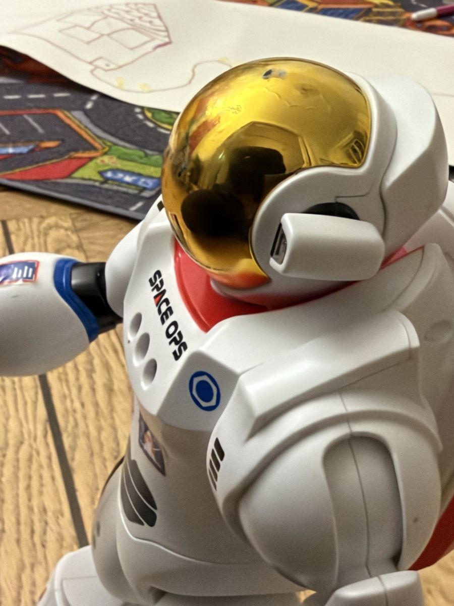 Giocattoli: Charlie thé Astronaut - remote control & programming toy Us – Usato da Genève venduto da orp_bl55