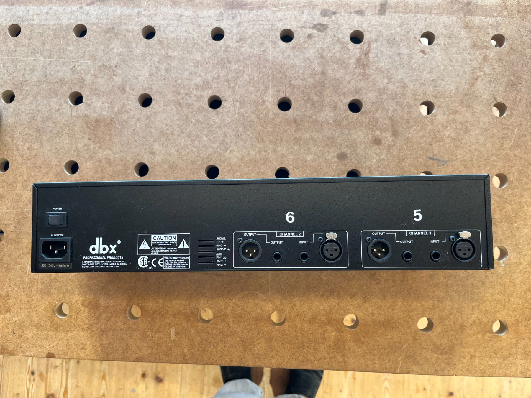 Dbx Equalizzatori: DBX 231 Graphic Equalizer - Profi Audiogerät, 2 Kanäle – Usato da Benken SG venduto da Netzton 1