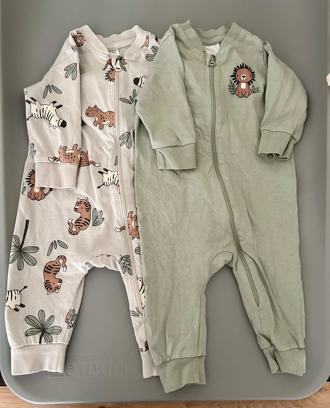 H&M Kleiderpakete & -sets: 2 Pyjamas von H&M – Neu (gemäss Beschreibung) aus Oberengstringen von Bechi