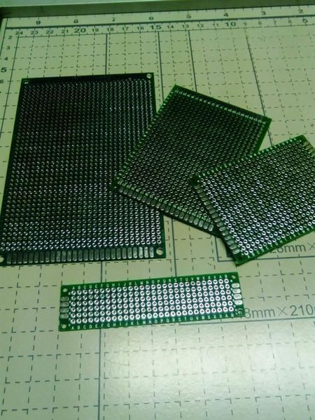 Componenti elettronici: PLATINE doppelseitig, 2.54mm, 3x7cm – Nuovo (secondo la descrizione) da Luzern venduto da Salefactory 1