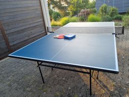 Ping-Pong Tisch blau für Spielspass mit Familie und Freunden