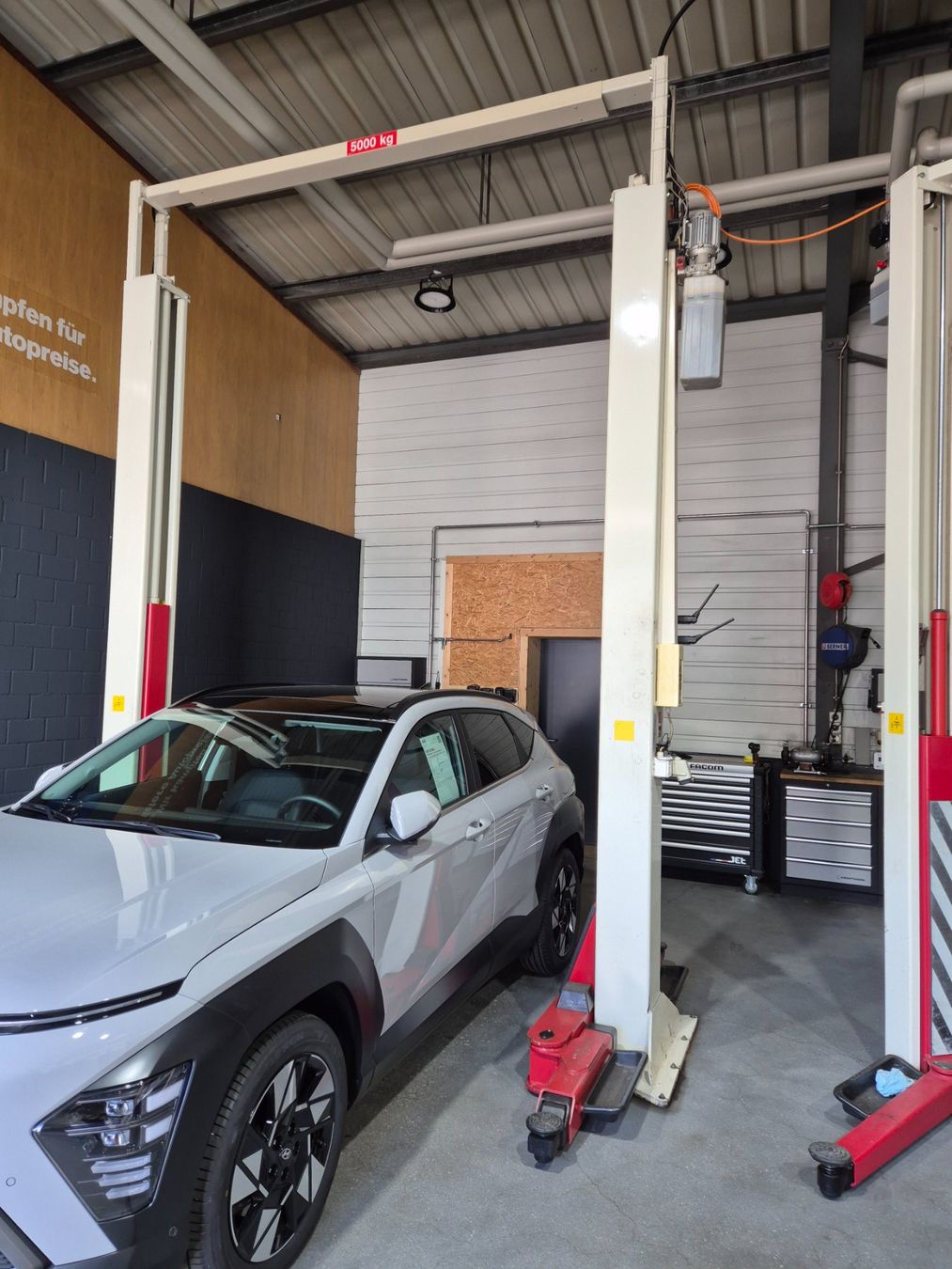 Hebebühne & Wagenheber: Koni Autolift 2-Säulen Hebebühne 5000kg – Gebraucht aus Gams von GHG-AUTO