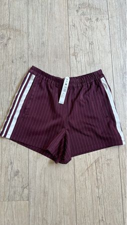 Damen Shorts gestreift Grösse S neu mit Etikett