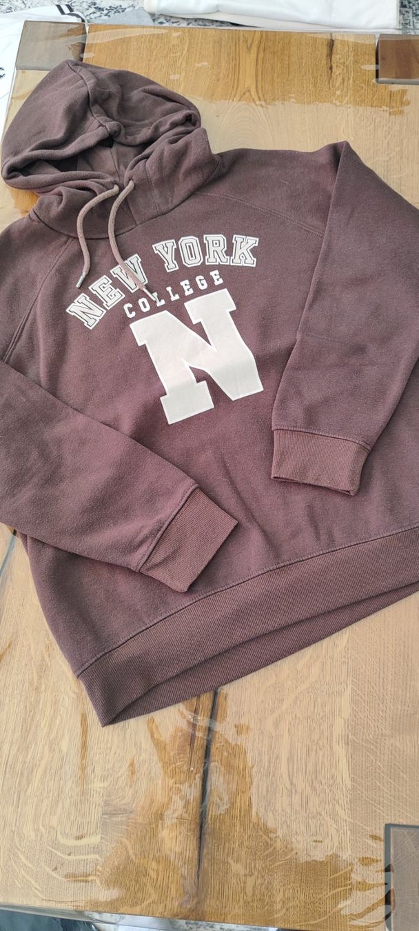 Lotti di vestiti: Hoodies kleiderpaket – Usato da Chur venduto da djovanna 3