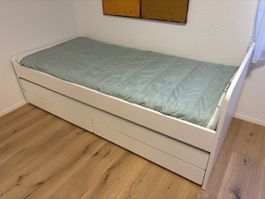 Ausziehbett / Tagesbett mit 2 Schubladen – weiss