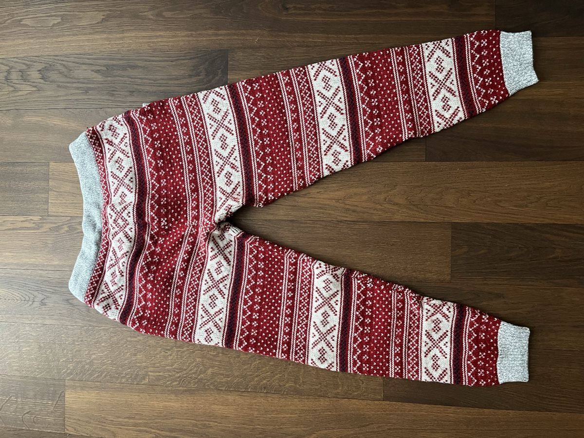 Superdry Pantaloni: SUPERDRY STRICK-JOGGINGHOSE MIT NORWEGERMUSTER – Usato da Zürich venduto da fra_mmt9 3