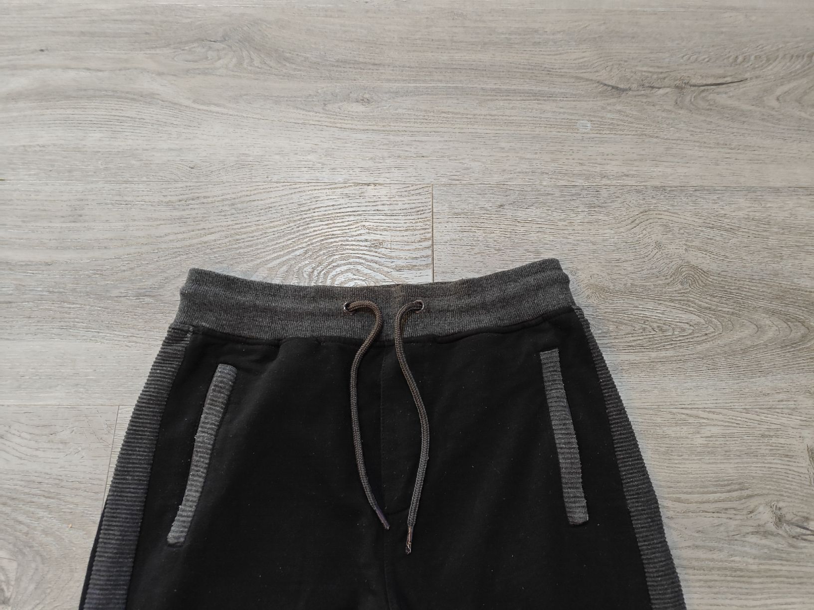 Pantaloni: Freizeit/Trainerhose S/M – Usato da Bätterkinden venduto da Elefantenzoo 1