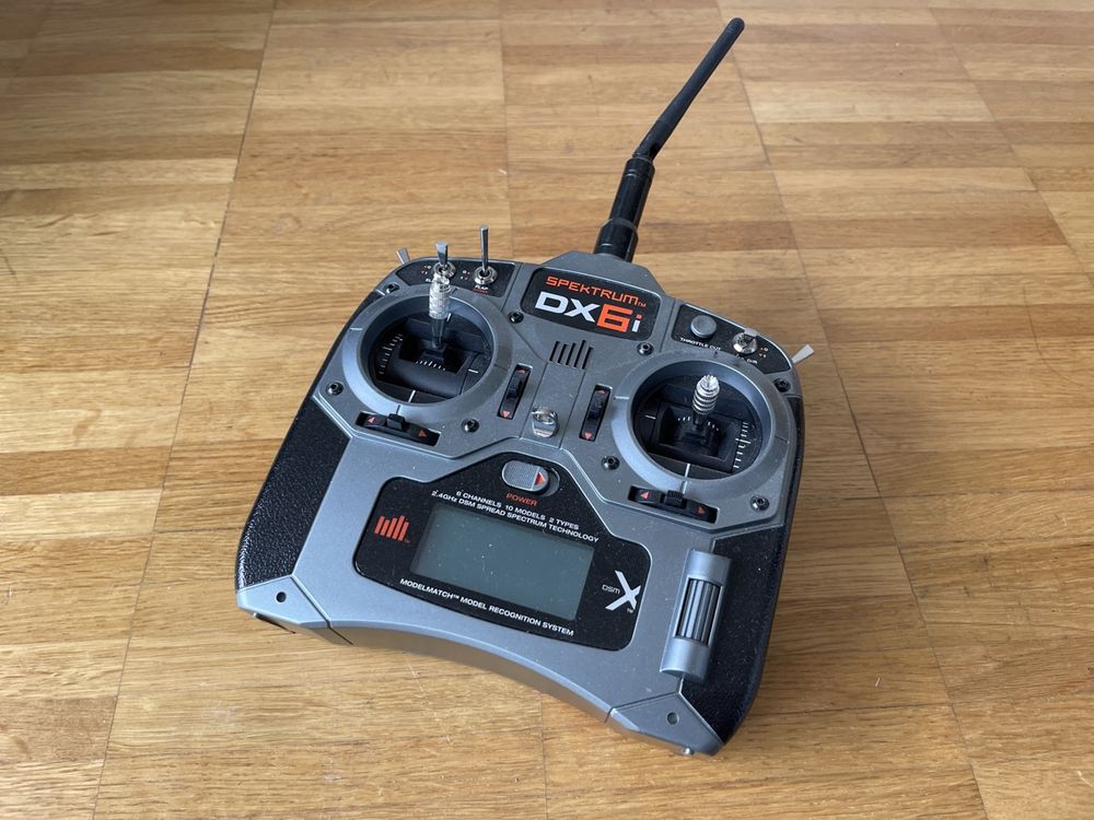 Spektrum DX6i Fernsteuerung 2.4ghz 6 Kanal | Kaufen auf Ricardo