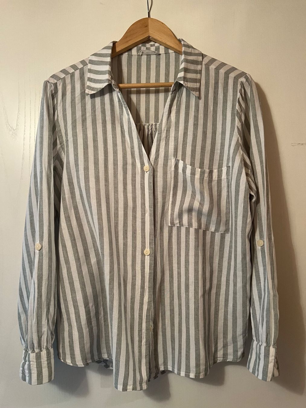 Chemisiers: Damen Leinen Bluse gestreift Cache Cache Grösse L – D'occasion à Ruggell par Malbuntiger01