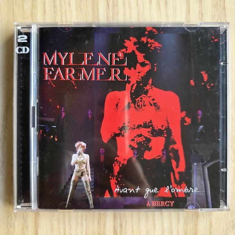 CDs: CD Mylène Farmer  - Avant que l'ombre...À Bercy – D'occasion à Orbe par Adaline.64