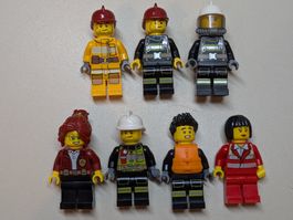 6 Lego City Feuerwehrleute + 1 Sanitäterin Minifigs [used]