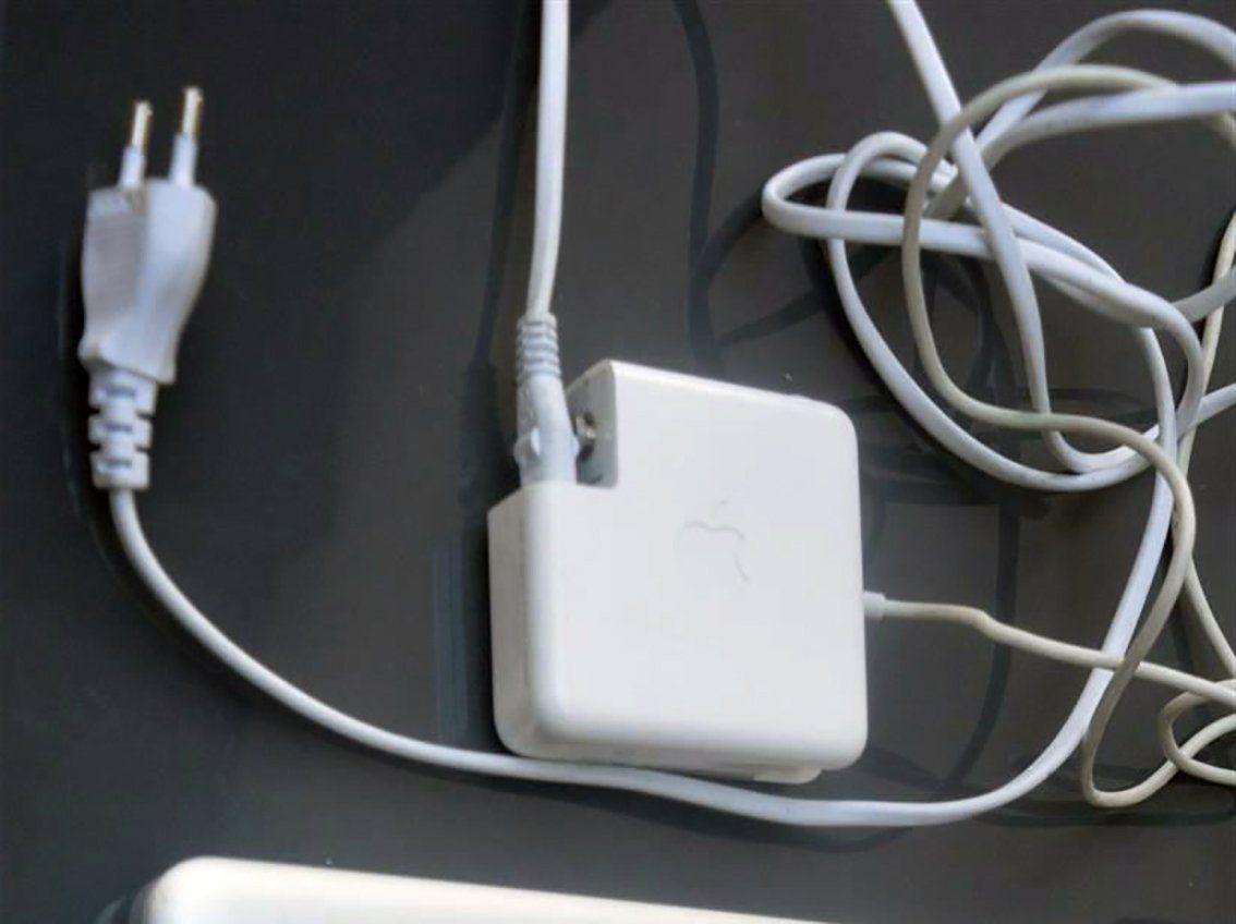 Apple Notebook: MacBook Pro (13", Mitte 2012) inkl. 2x Netzteile – Usato da Stäfa venduto da a9uzel 3
