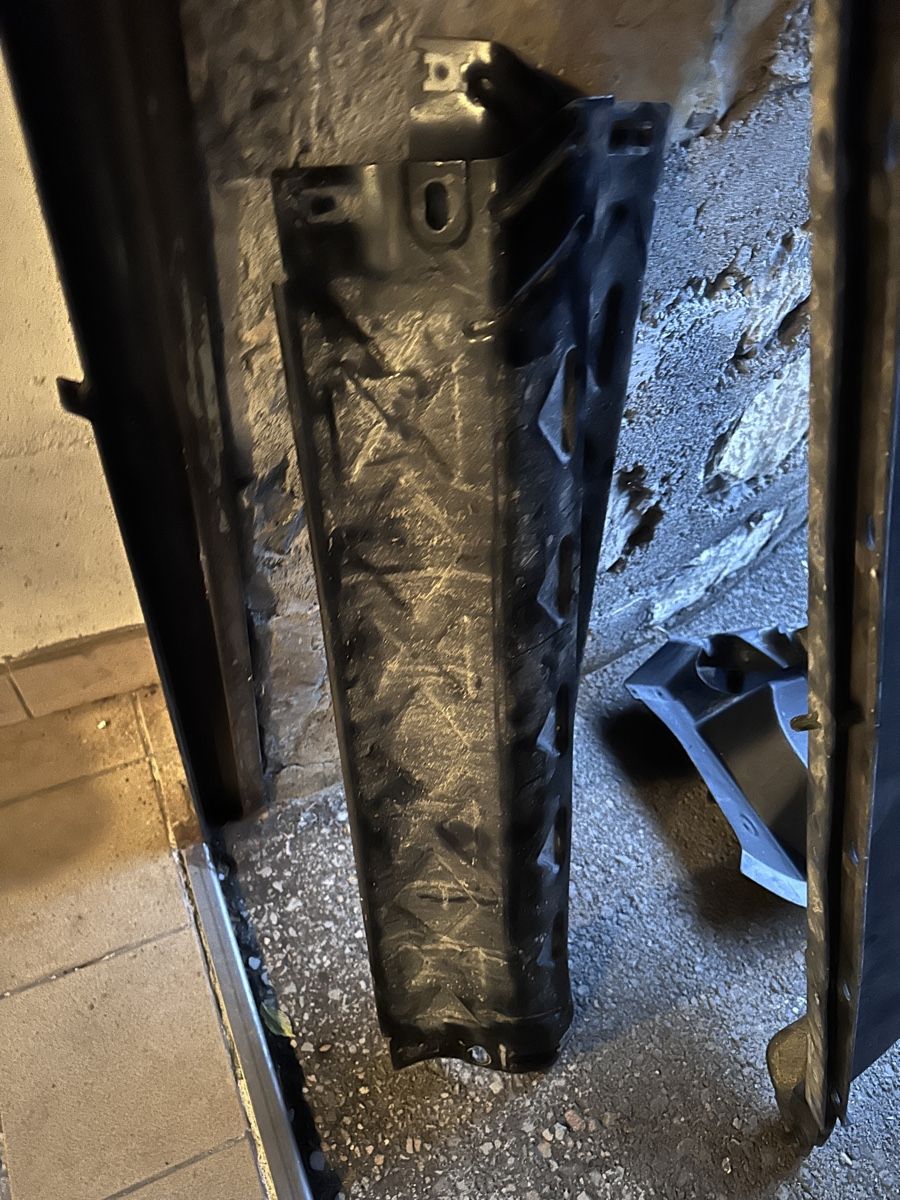 Jeep Tutti pezzi di ricambio auto: Accessori jeep – Usato da Brè sopra Lugano venduto da sch_ni12
