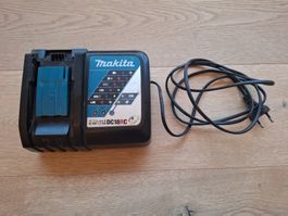 Akkuladegerät Makita DC18RC