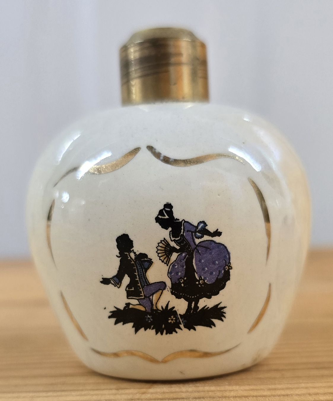 Alle Dekorationen: Flacon ancien miniature, décor galant, collection – Gebraucht aus Genève von Alexd8 2