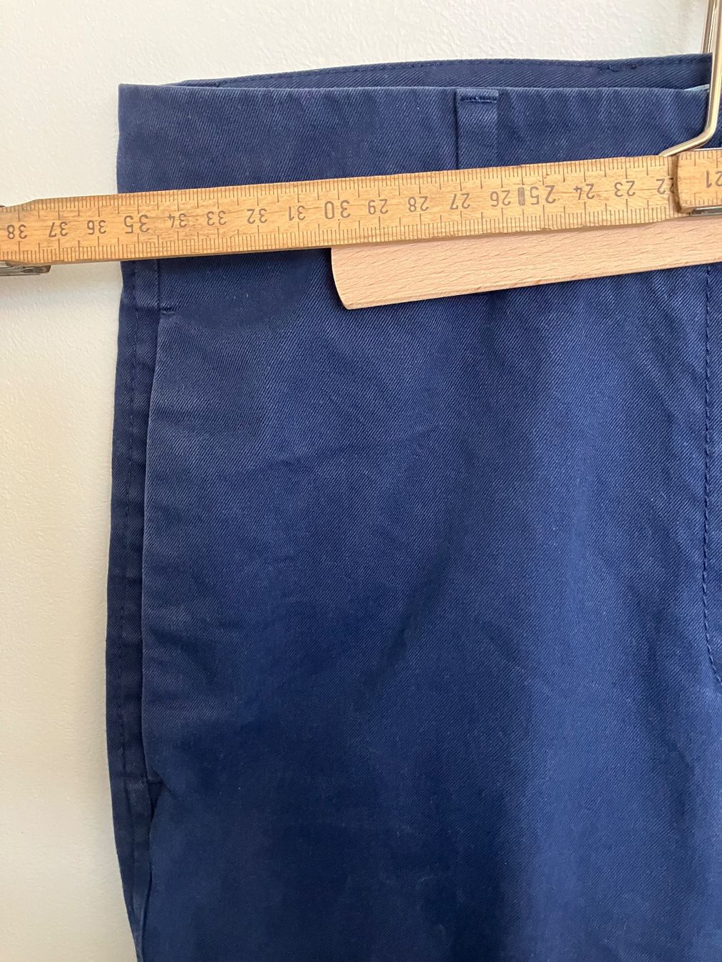 Prada Hosen: Prada Hose Gr 36 – Gebraucht aus Huttwil von Badi369 1