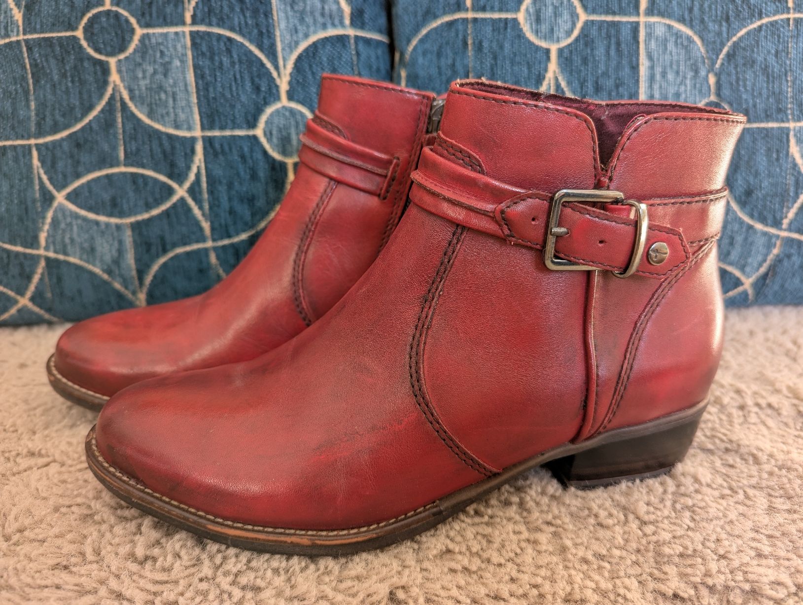 Tamaris Scarpe da donna: chaussures cuir tamaris 36 – Usato da Montreux venduto da dem_gyt9 1