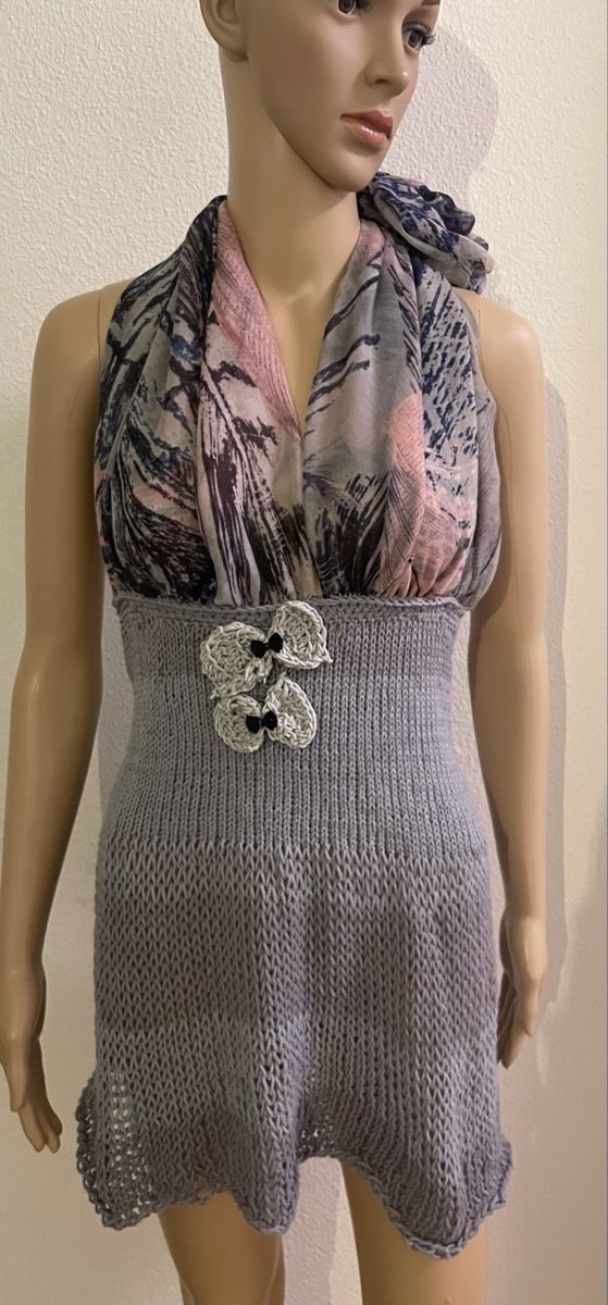 Vestiti: Kleid mit Druckstoff Grösse M Neckholder  – Nuovo e nell'imballaggio originale da Au ZH venduto da Jaggy4 1