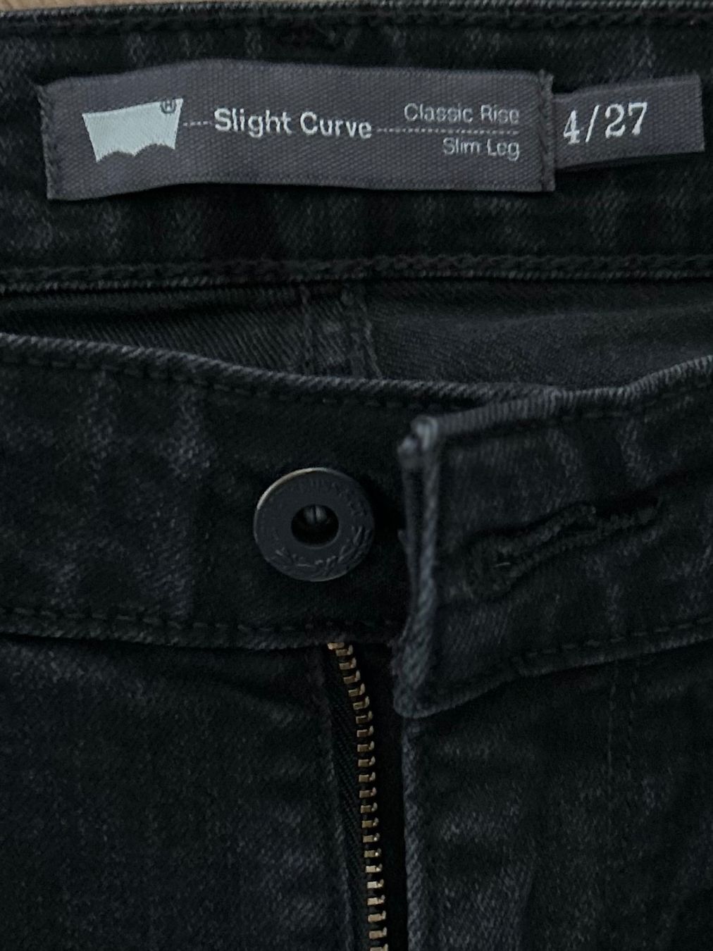 Levi's Jeans: Levi Strauss Damen Jeans schwarz – Usato da Steffisburg venduto da Maratsch 2