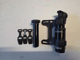 WOLFTOOTH Clik Valve Minipumpe mit Reparaturwerkzeug
