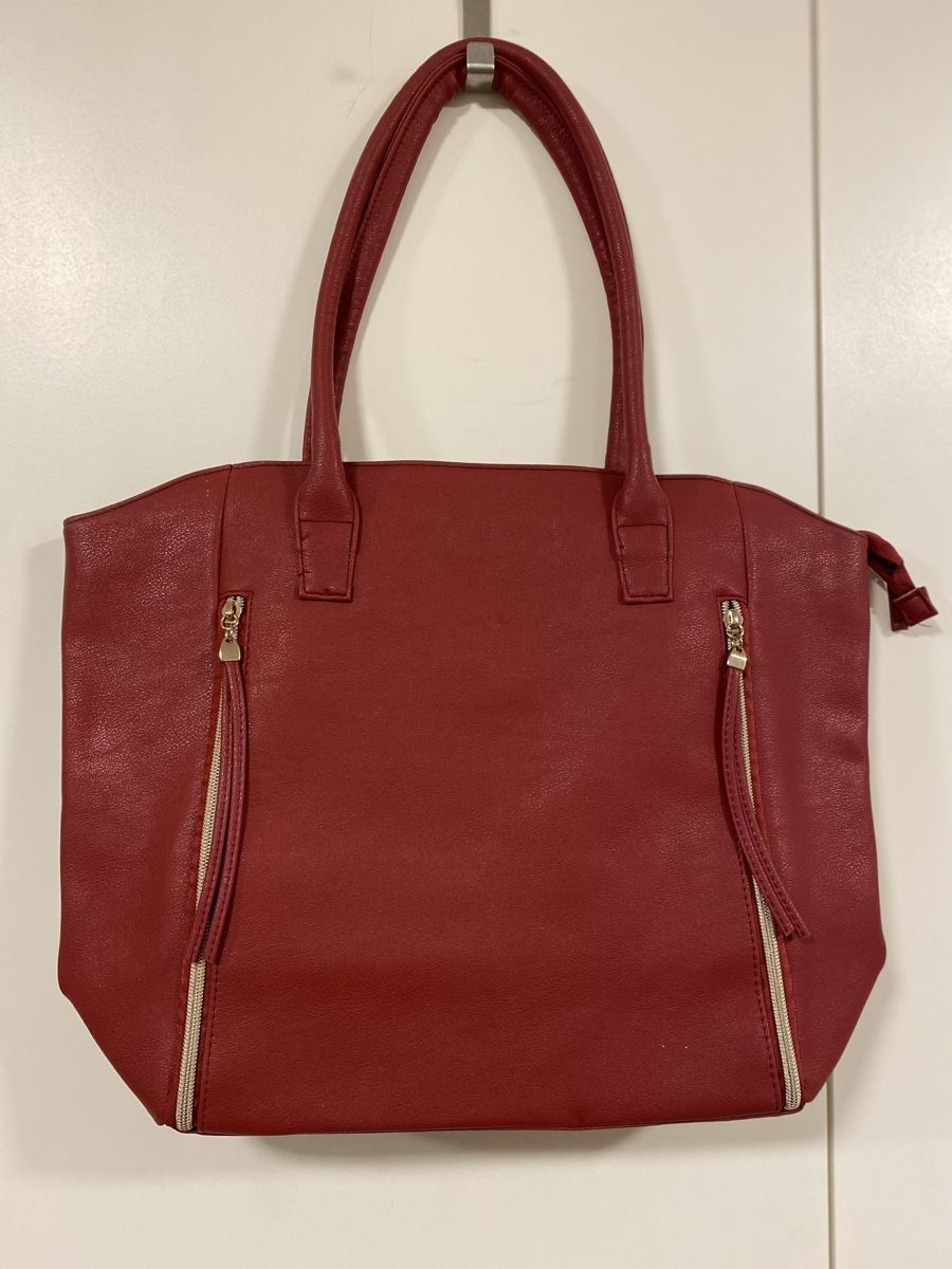 Borse da donna: Rote Handtasche Kunstleder geräumig – Usato da Flawil venduto da sonnengeist 1