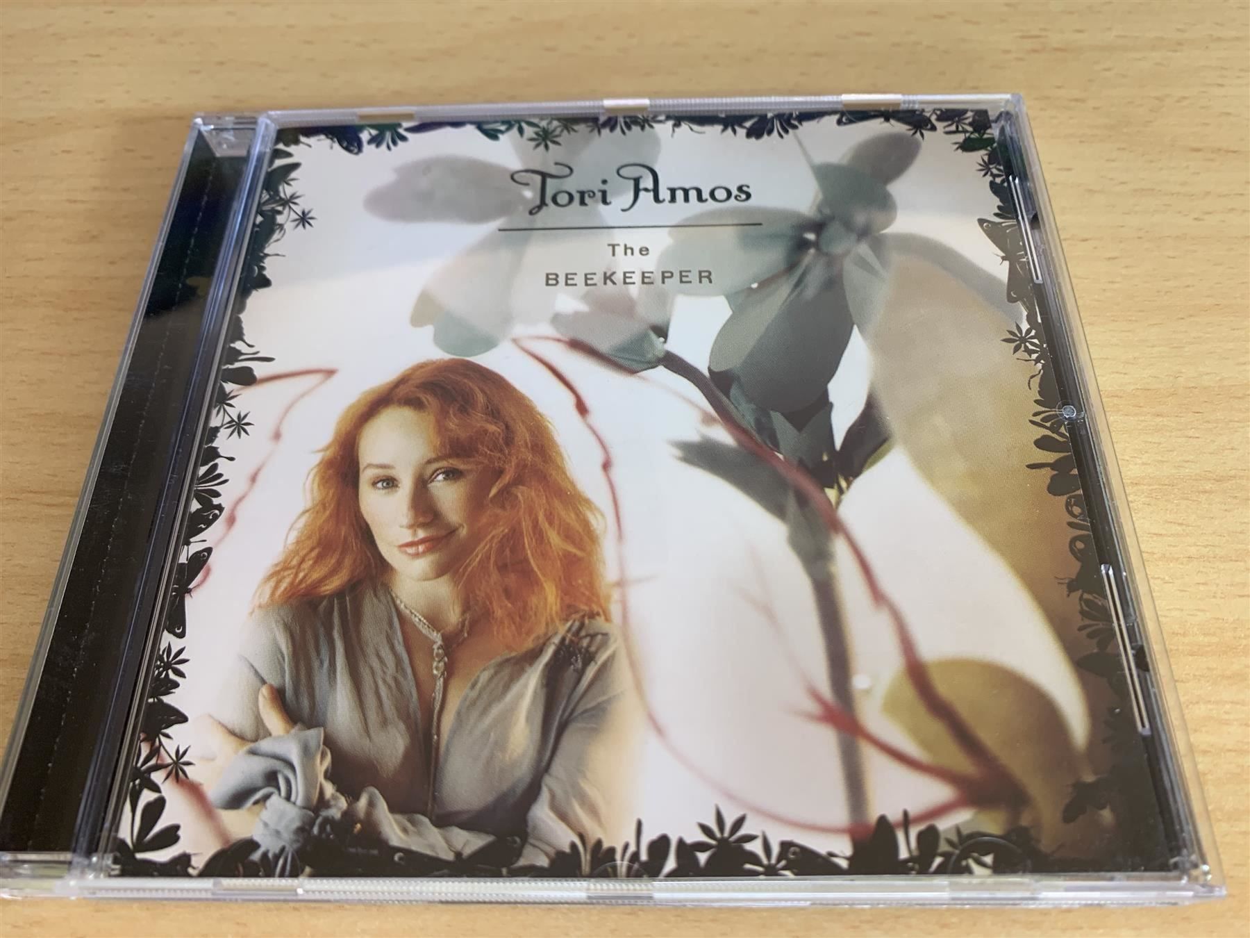 CD: Tori Amos – The Beekeeper – Usato da Rikon im Tösstal venduto da Alpenmutz