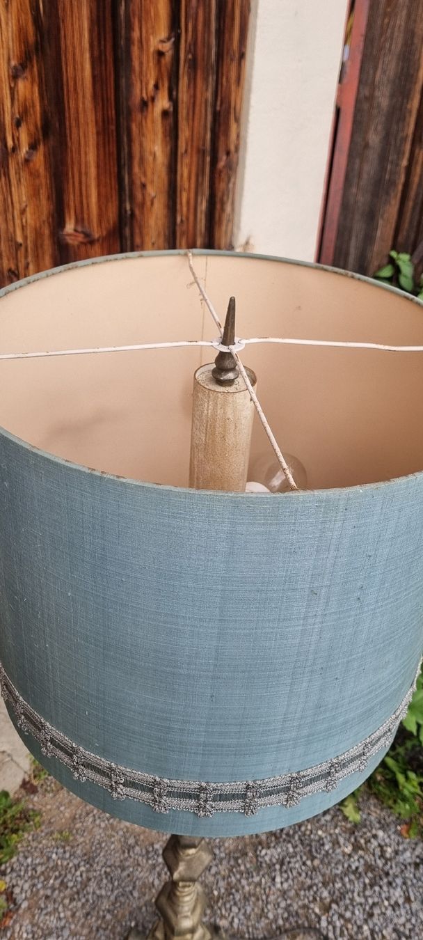 Lampade: antike Stehlampe – Usato da Wädenswil venduto da weihpos 5