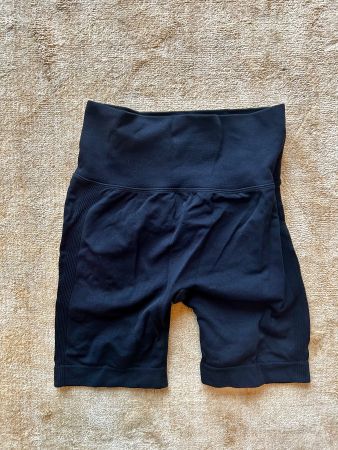 Schwarze Sport Shorts, Grösse S,