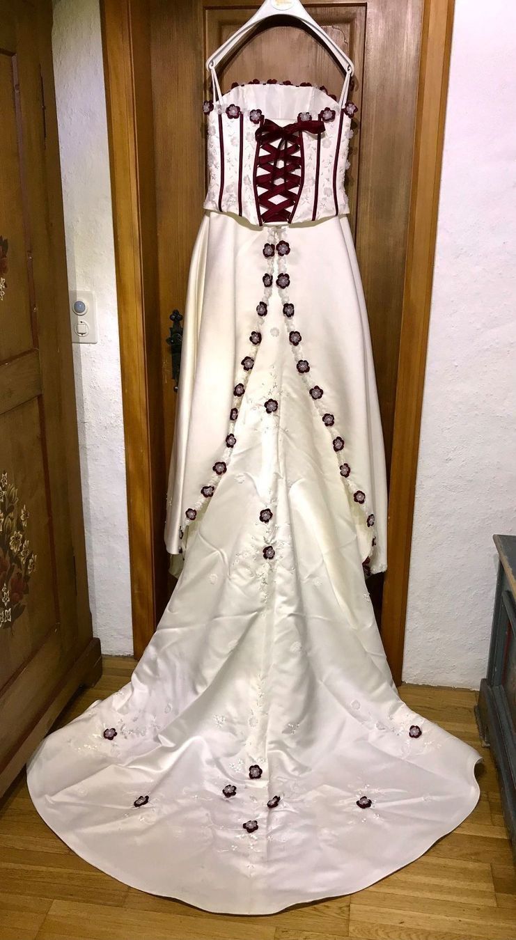 Vestiti: Schönes Brautkleid Sincerity – Usato da Rafz venduto da Apfelmoscht 1