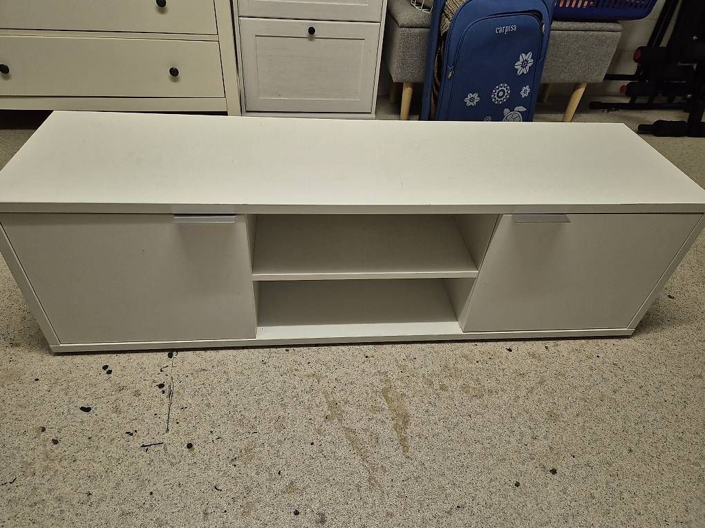 Mobili TV: TV-Möbel weiss – Usato da Winterthur venduto da Rizzieri20