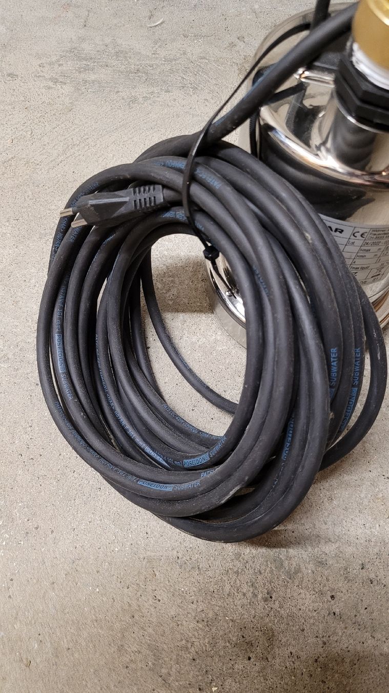Pompe & Parti di ricambio: Wasserpumpe – Usato da Krauchthal venduto da kuese85 4