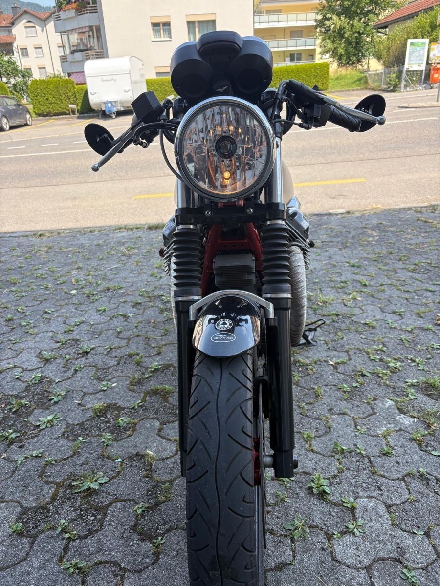 Moto Guzzi Strada: Moto Guzzi V7 Racer – Usato da Giswil venduto da naomimt09 2