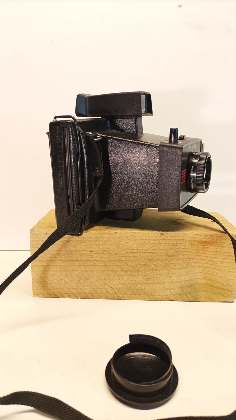 Polaroid Fotocamera: Polaroid  EE44 – Usato da Hittnau venduto da HPeter21 2