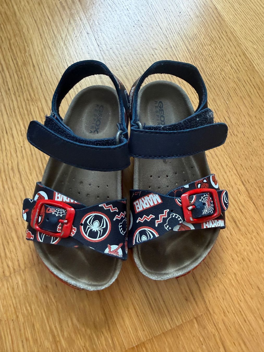 Schuhe für Jungen: Geox Sandal Spiderman Gr 24 – Gebraucht aus Zürich von audrey_dri