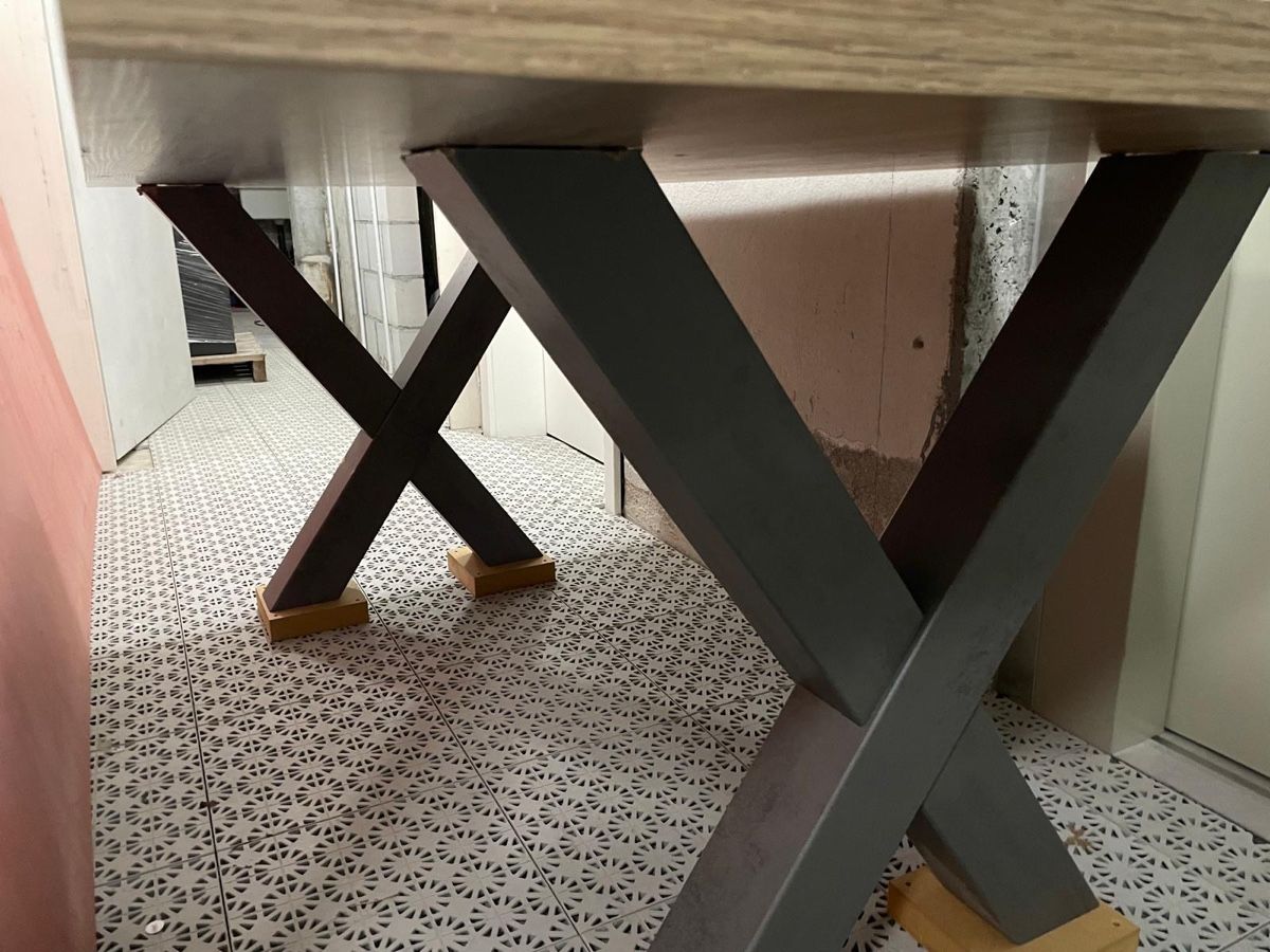 Tavoli: Moderner Esstisch  - Top Zustand – Nuovo (secondo la descrizione) da Rupperswil venduto da Lia038 2