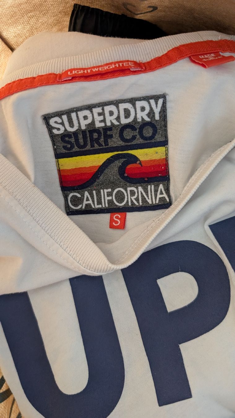 Superdry T-shirt: T-Shirt SuperDry – Usato da Zofingen venduto da Danmu1981 2